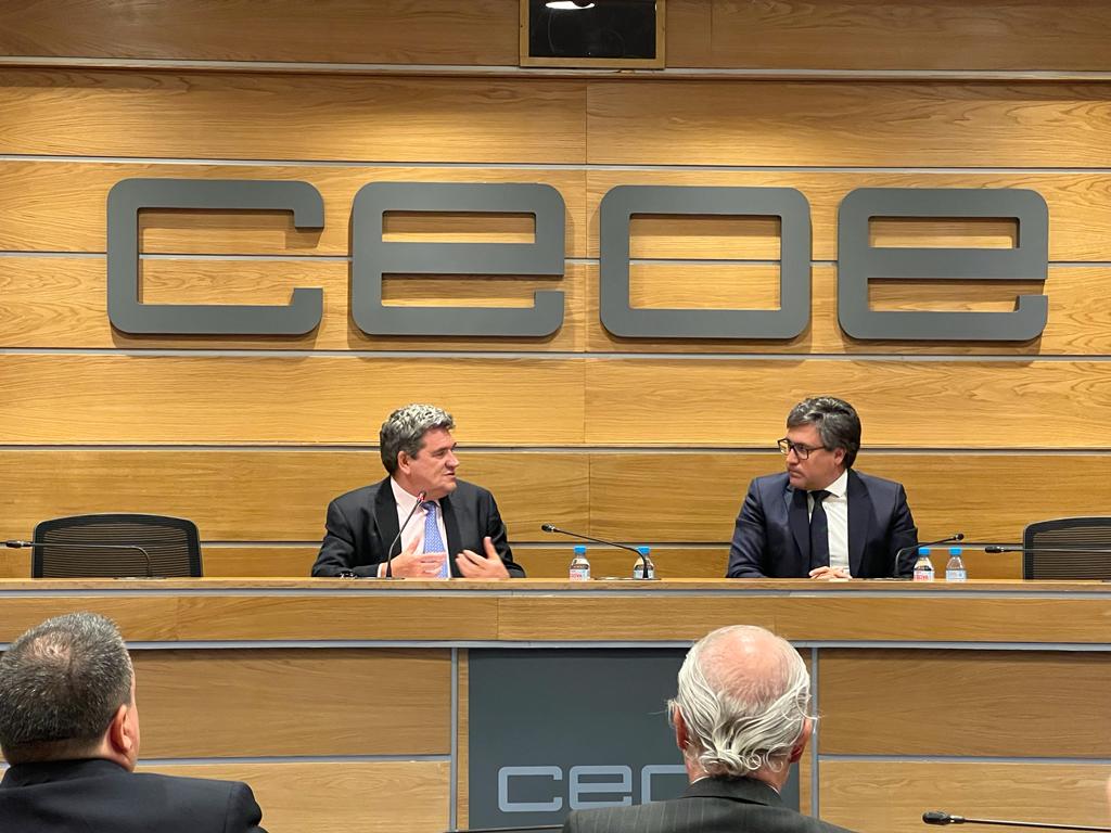 ConstructorsIB's tweet photo. Nuestro vicepresidente, Climent Olives, y nuestra directora general, Sandra Verger, participaron en la #AsambleaCNC de la @CncConstruccion https://t.co/5Sr6WCufuO