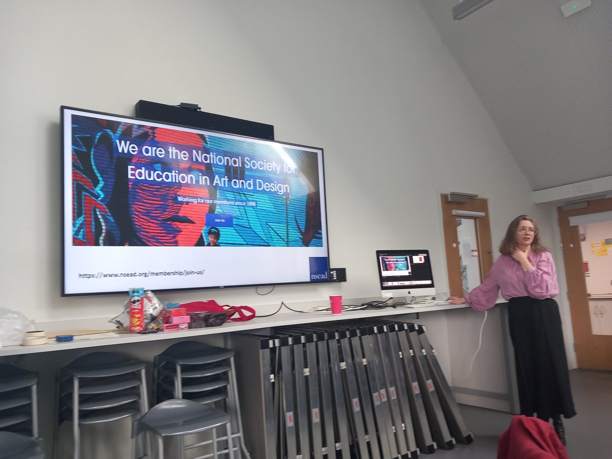 CCCU Art & Design Teacher Training tweet media