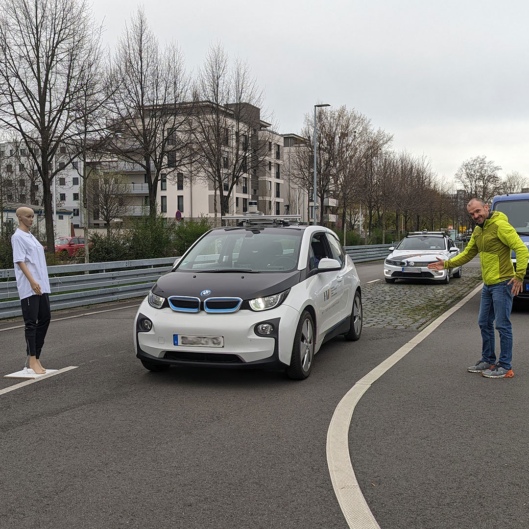 tracetronic's tweet photo. Das Messfahrzeug von @DresdenHtw, ZAFT e.V. und @tracetronic ist zurück aus Spanien. Jetzt werden die bisherigen #Testdaten analysiert, um #ADAS Systeme und Sensorik besser zu verstehen. Außerdem wird auch in #Dresden weiter aufgezeichnet. @FriedlTheFox behält das im Blick. 😊 https://t.co/w8kjIuaKYv