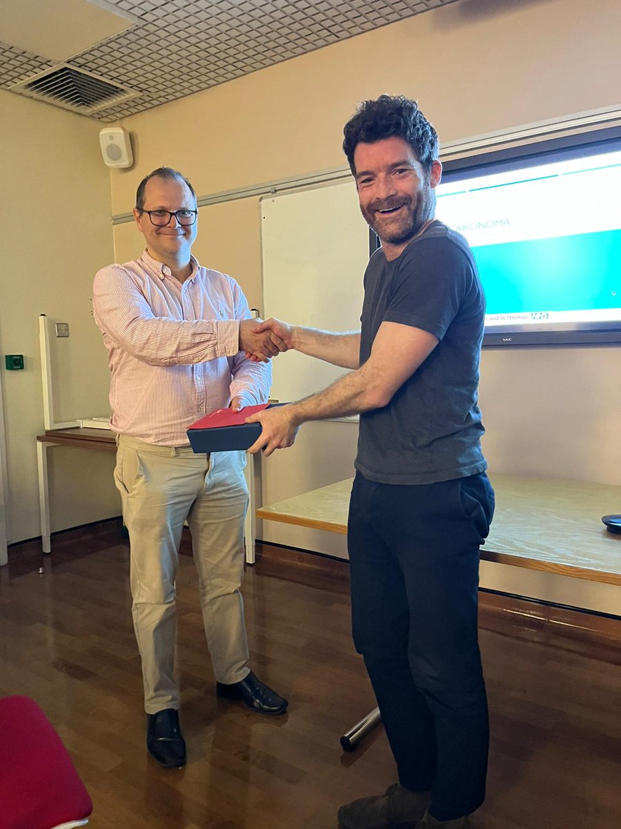 GeorgesUrology's tweet photo. Pan London Trainees showing their appreciation to @BE_Ayres for his efforts with organising teaching and dedication to training through the pandemic and beyond 👨‍🏫. Securing the future of London Urology 🦾 #teachingandtraining https://t.co/RgatiISYY4
