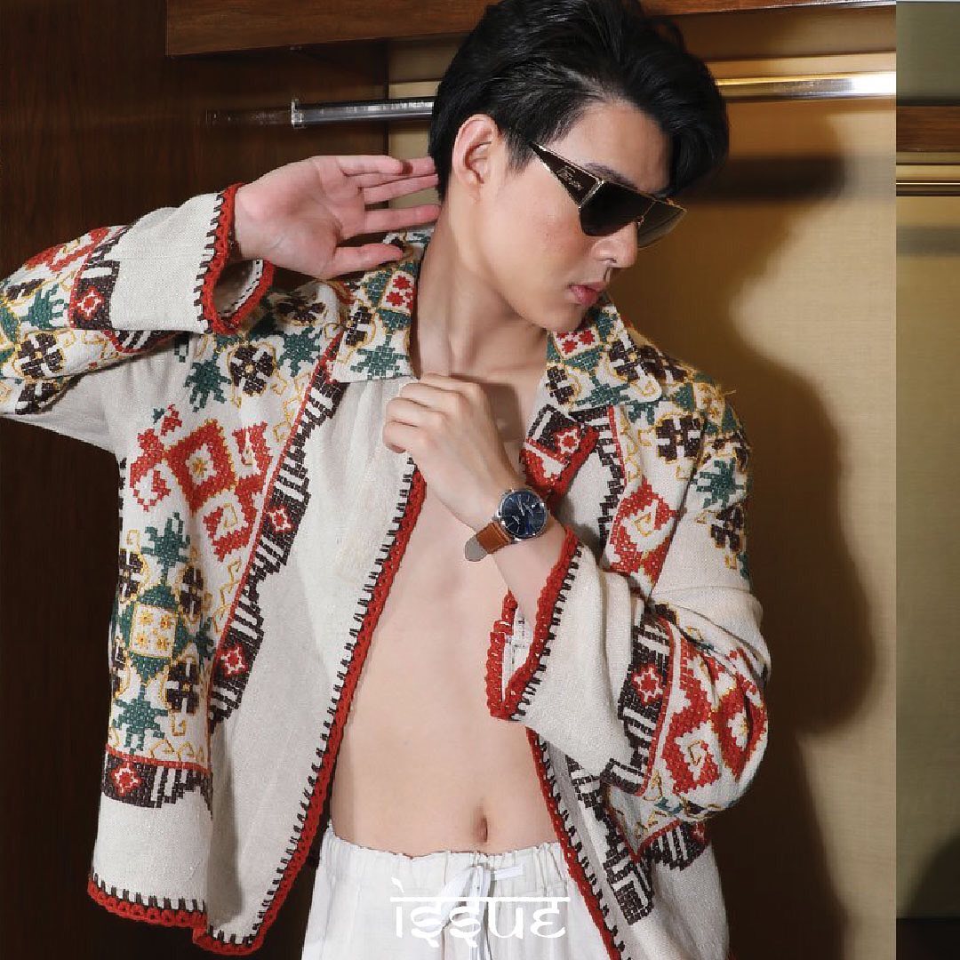 Saintsup_Info's tweet photo. FB:ISSUE Thailand
🔗https://t.co/0ir7RvaB7l
(3)Saint x The Explorer Suite
#Tissot #ทิสโซต์ #TissotThailand #PRX #ChemindesTourelles
#FENDIsunglasses #NAMSILPTHAI #issuethailand
#anantarasiambangkok #anantara #surroundtrip #surround_ig
#Saint_sup #เซ้นต์ศุภพงษ์
#MingEr https://t.co/v9VJsQKRbz
