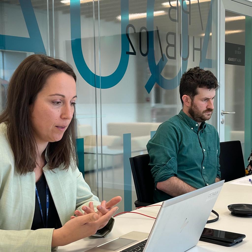 veolia_galicia's tweet photo. "As solucións baseadas en computer vision van permitirnos acadar dous grandes obxectivos: o control e a optimización de resultados".
@CMCastroBarros, responsable da área de #Biofactoría de @CETAQUA
🗣️ Participa na conversa en #EDAR360 https://t.co/a6VRhgtFFD