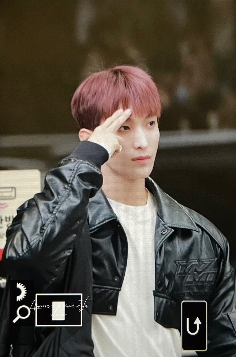 aapv_dk's tweet photo. 230428 뮤뱅

#도겸 #DK #ドギョム 
#세븐틴 #SEVENTEEN 
@pledis_17 https://t.co/4xvS8SxQfz