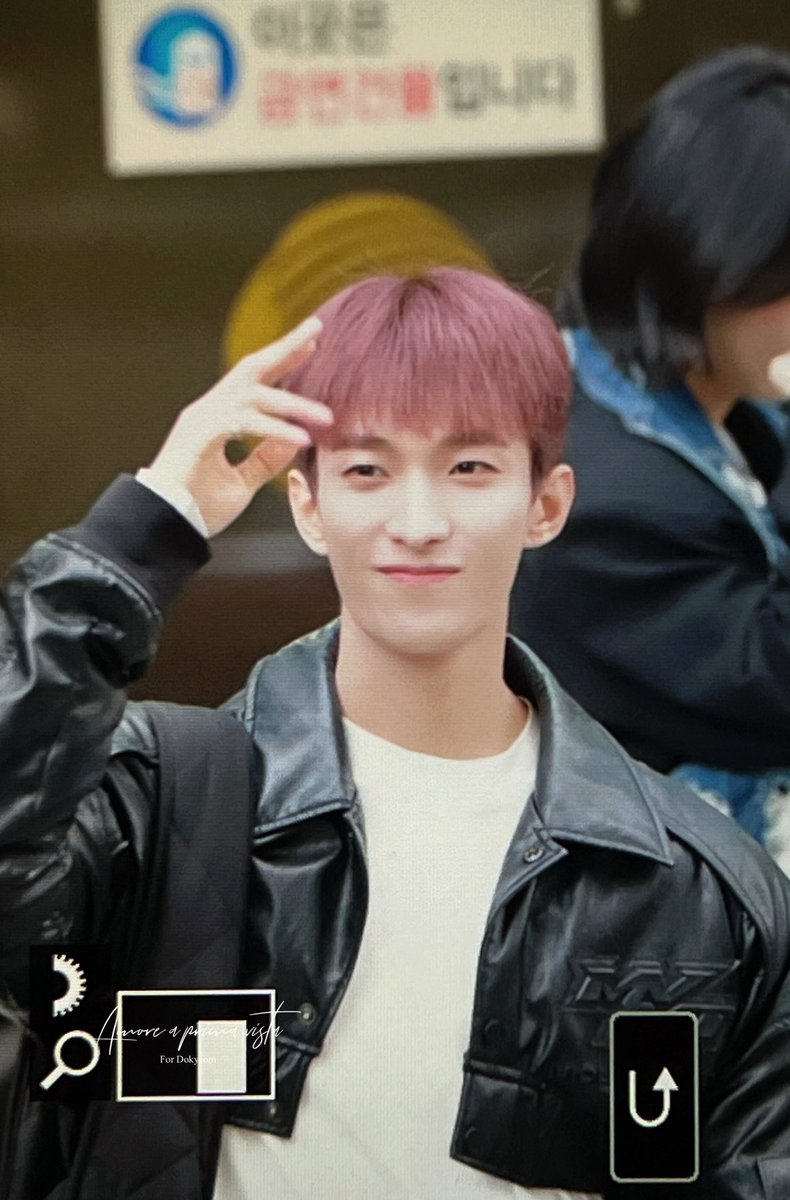 aapv_dk's tweet photo. 230428 뮤뱅

#도겸 #DK #ドギョム 
#세븐틴 #SEVENTEEN 
@pledis_17 https://t.co/4xvS8SxQfz
