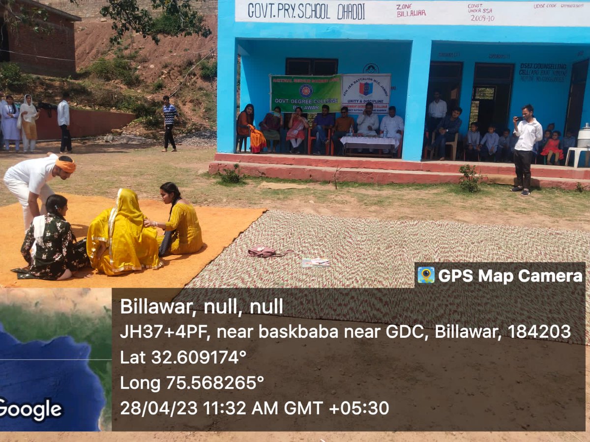 nccgdcb's tweet photo. 28th of April 2023: NCC Wing GDC Billawar volunters Ncc cadets &amp; nss volunters perform a nukkar natak on nasha mukt bharat
@DteJKL @HQ_DG_NCC 
@NCC_alumni_assn https://t.co/nxguWdTT86