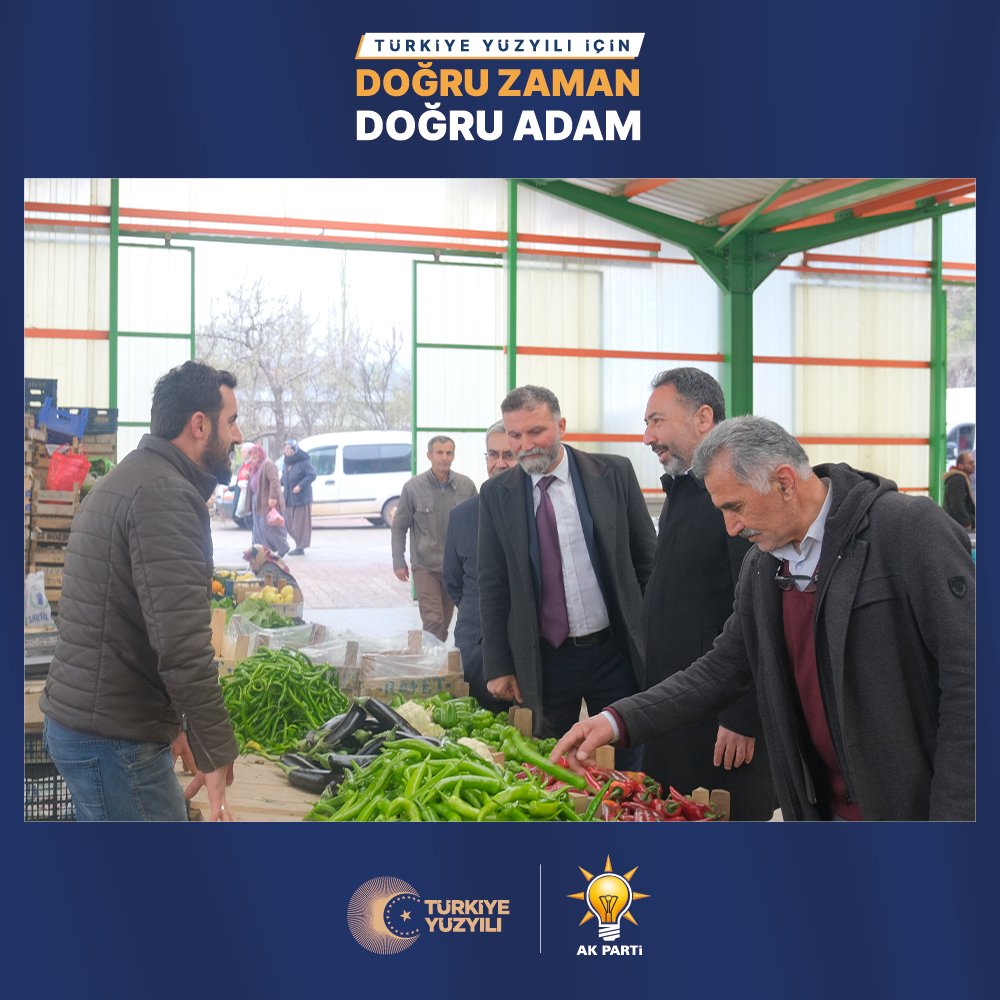 mhakanozer's tweet photo. 📍 Derbent

Derbent'li hemşehrilerimizle bir araya geldik. Pazarcısından esnafına, çalışanından emeklisine #Doğruzaman #Doğruadam diyor.

@hsynaytn42 https://t.co/qXxMPUzQVJ