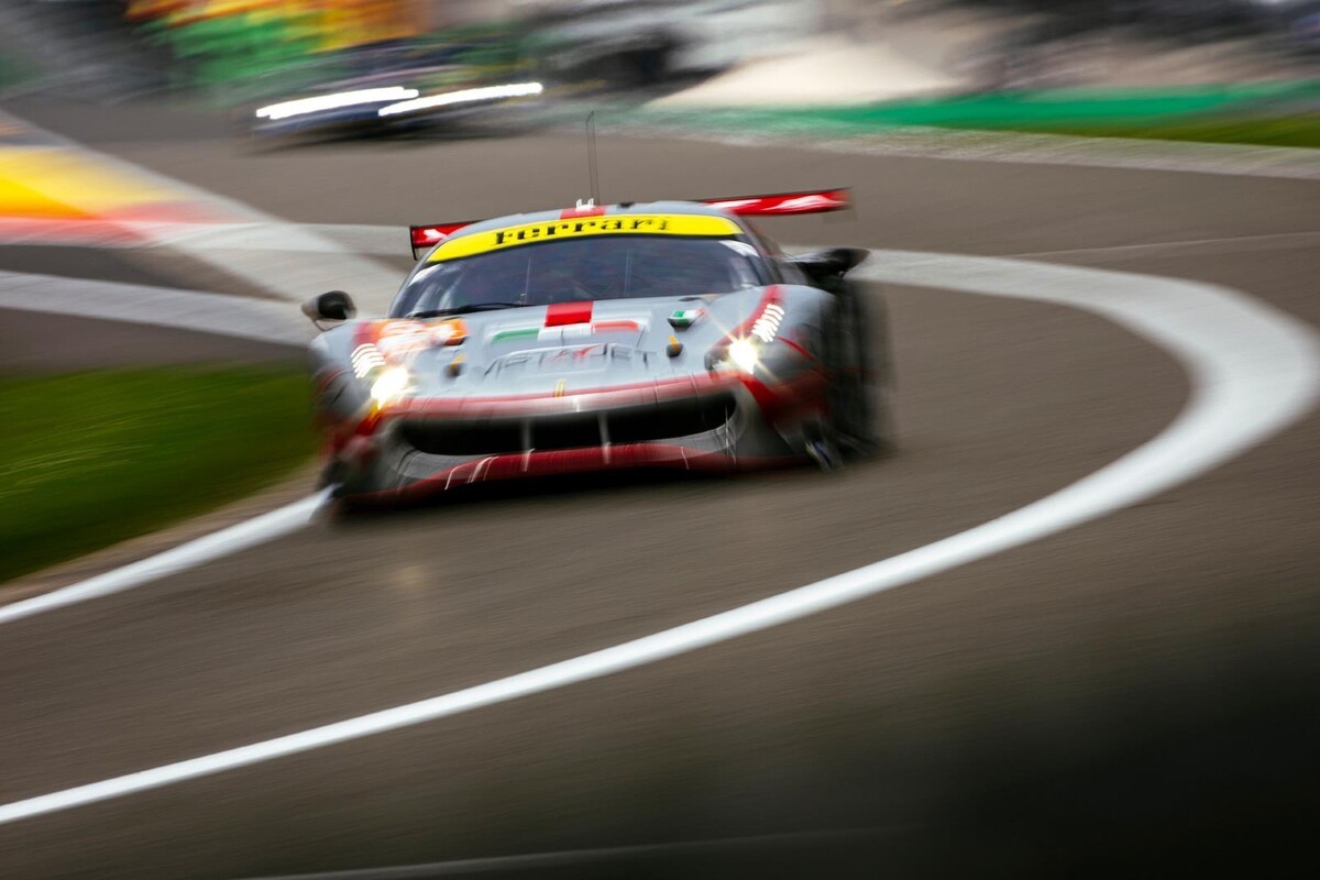 anamera_top's tweet photo. #barchetta #ClassicCars Ferrari 488 GTE Evo ... #54 in the lead thanks to the time set by Davide Rigon https://t.co/CejhQB068b https://t.co/YSyVqiE5jB