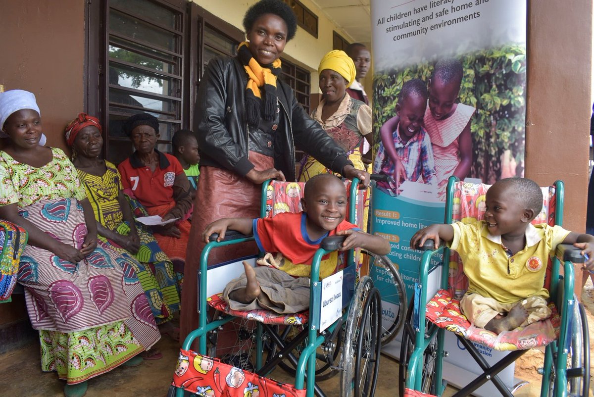 🇷🇼#HIRwanda
To allow participation of #childrenwithdisabilities in community children’s literacy activities, the Homes and Communities project distributed #assistivedevices to 10 children with disabilities.
📍Rusizi District
Thanks to @USAIDRwanda for supporting this effort!