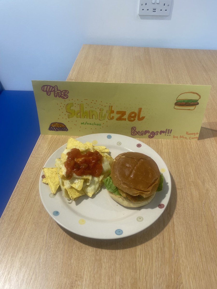 Wow! 

Myself, <a href="/MissMathersBTW/">MissMathers📚👩🏼‍🏫</a> , and <a href="/missmorrison_x/">Miss Morrison</a>  were so impressed with 2.8 and their masterchef skills! 🧑‍🍳 

Lots of delicious dishes for us to try 😁

Thanks for the invite <a href="/MissCurrie_HE/">Miss Currie</a> 🙌🏼