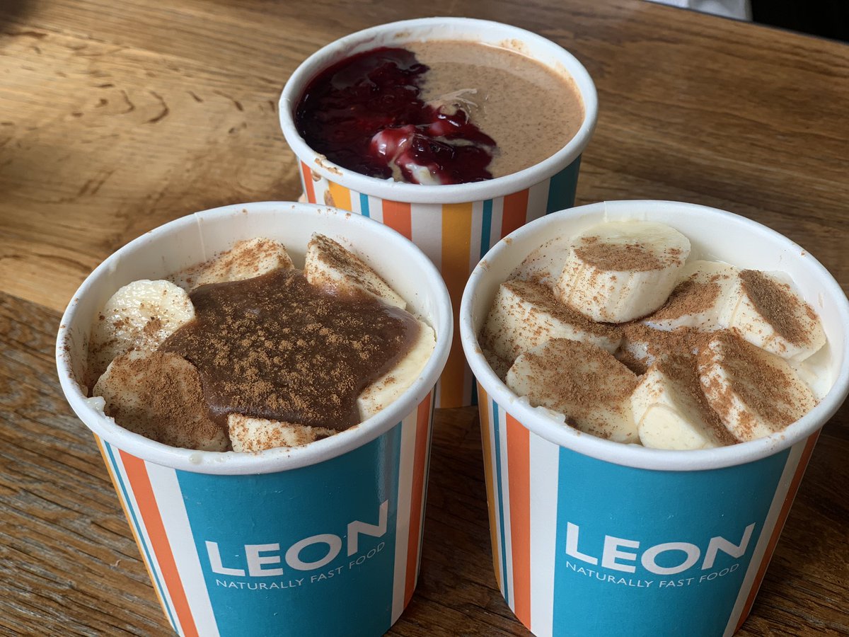 Little service station pit stop for the team at @leonrestaurants to fuel up on porridge for our day ahead in #Oxford

Have to say the porridge 10/10 🥣 🧡