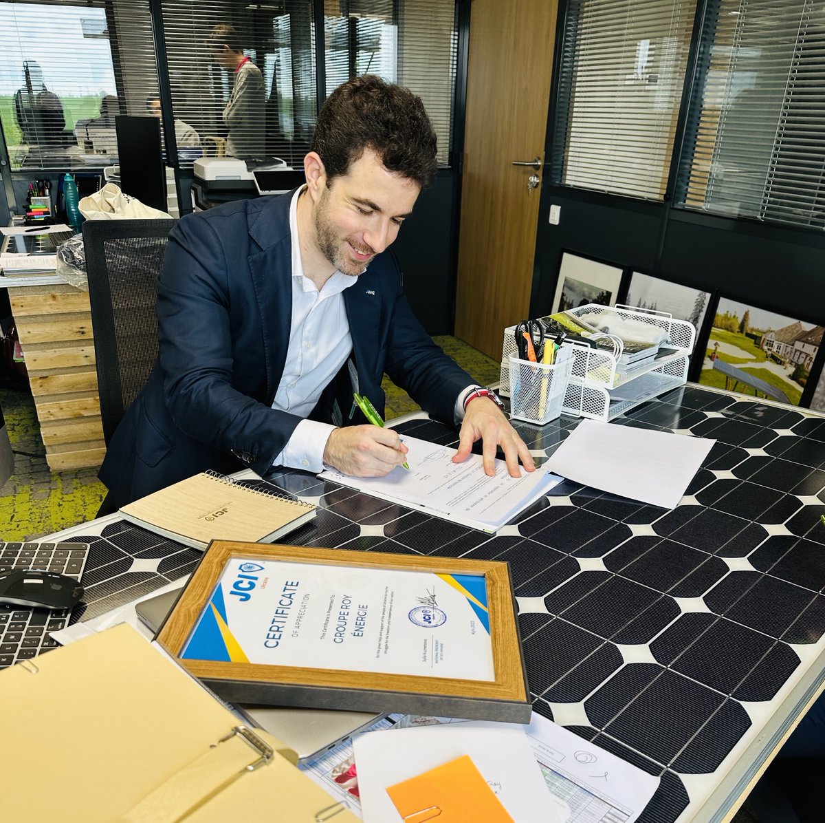 jce_france tweet media
