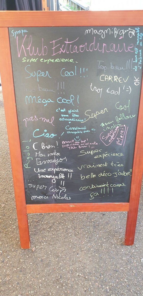 [WHAT'S THE KLUB ?]

Le Klub Extraordinaire était à #Nérondes ce mois-ci pour révéler de formidables visiteurs en Extraordinaires.  
📅 Vous aussi souhaitez vivre l’expérience, réservez vos places sur leklubextraordinaire.fr/agenda-date/ 

 #leklubextraodinaire #RCVL #agenda