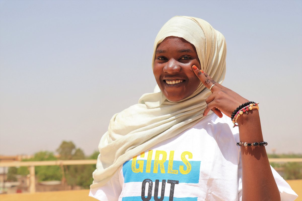 Adoptons les Techniques de l'Information et de la Communication pour booster l'égalité des sexes. 🙂

#GirlsInIct #GirlsGetEqual