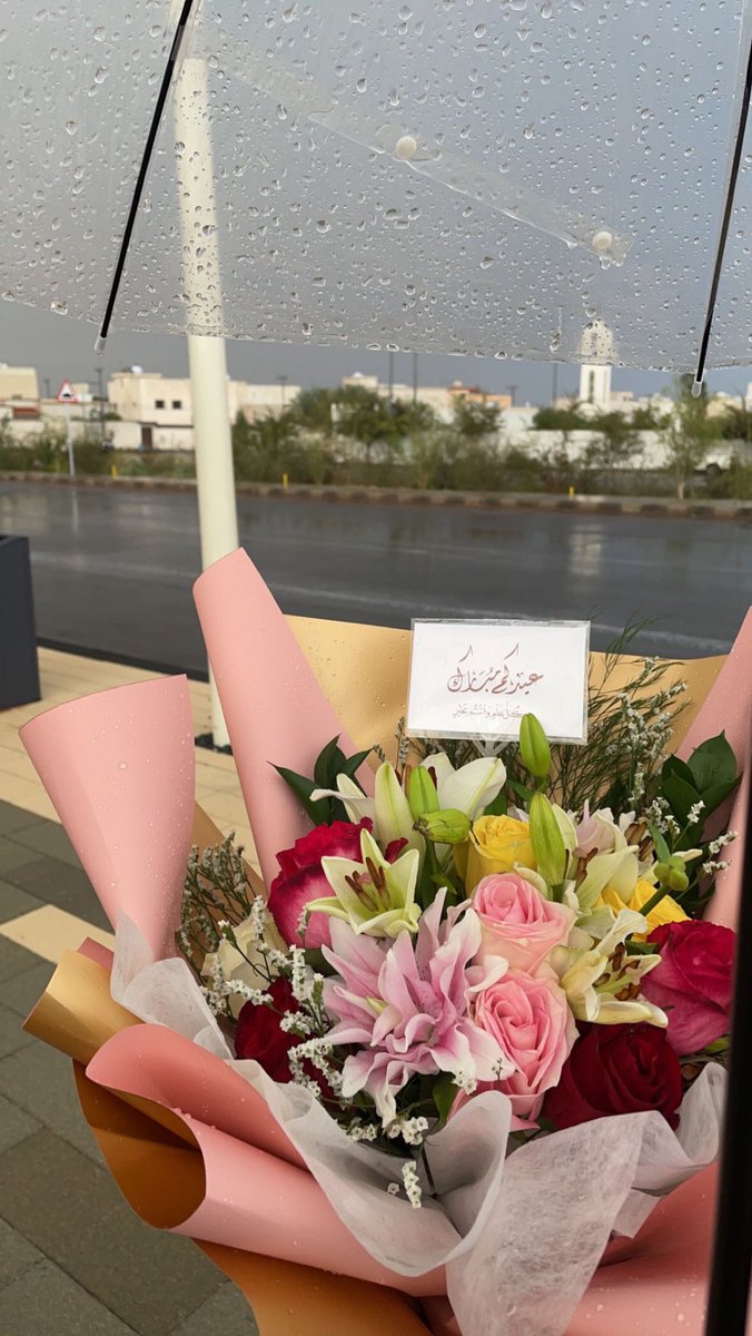mh_708's tweet photo. عيد ومطر يابهجة الروح 🤍 https://t.co/0Ol6E9YZcZ