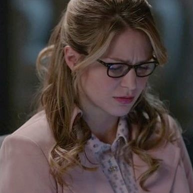 DerpSwan's tweet image. When you have a little argument with your bestie do you sit and have a crisis where you stare at a photo of the two of you together, thinking about how you'd do anything for her, or are you normal?