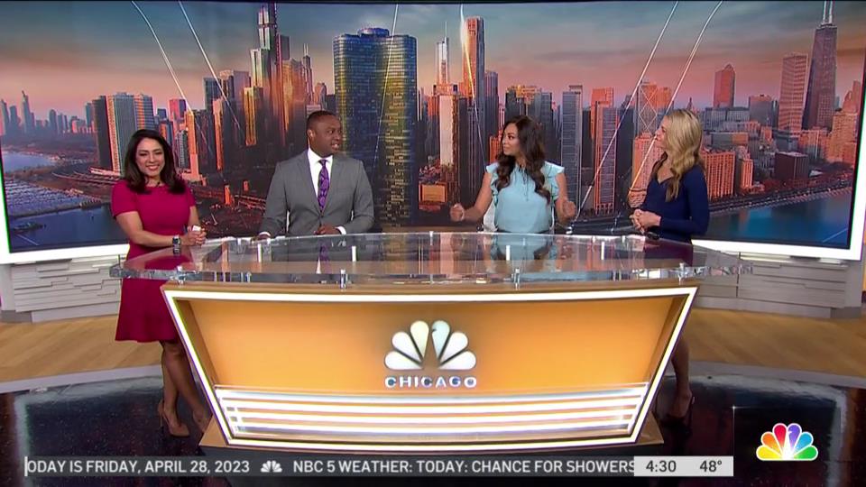 well well it's his Monday but we cajoled @EvrodCassimy into our world for a few hours @AliciaRomanNBC @MRelerfordNBC @nbcchicago