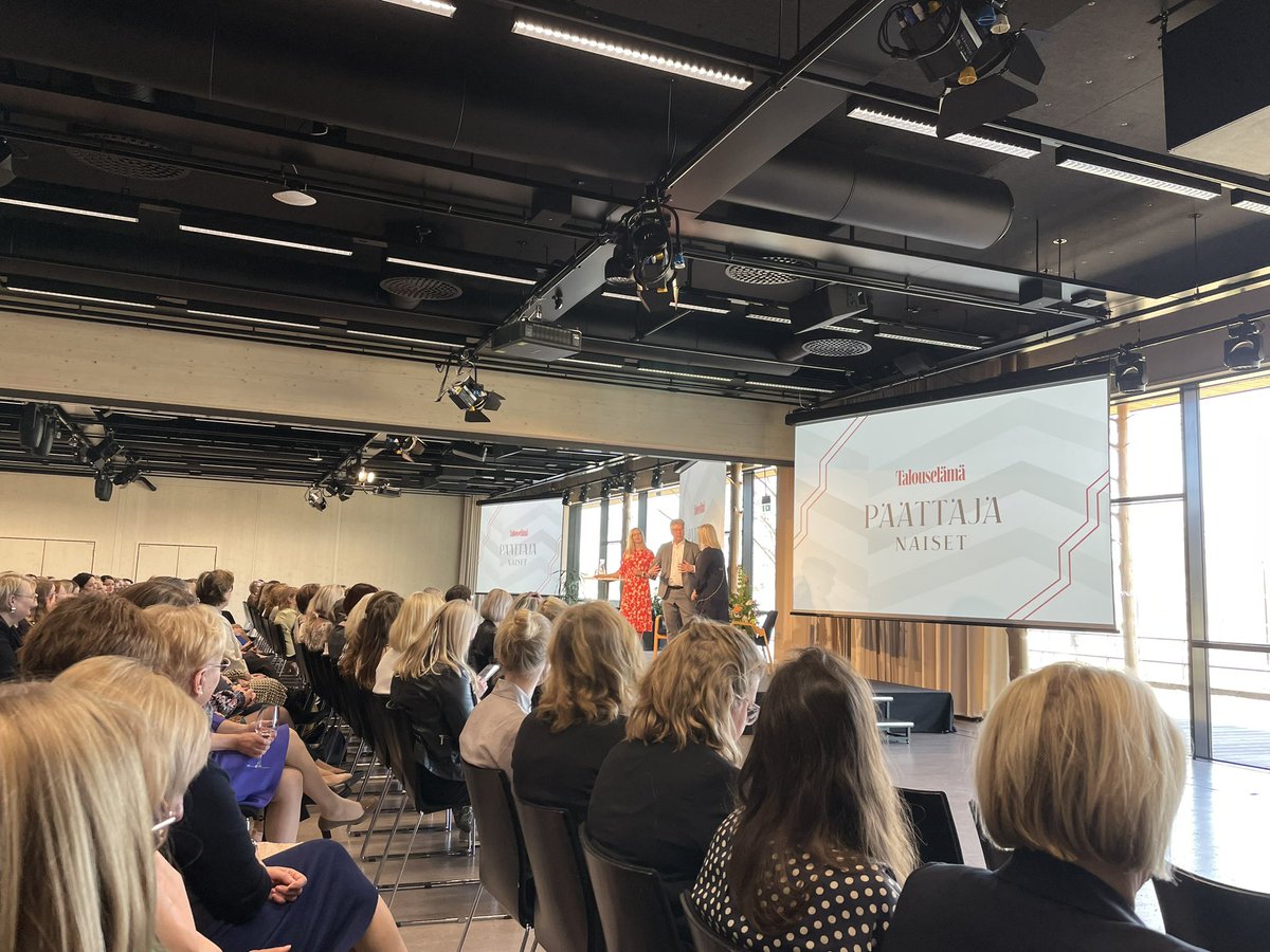 Mielenkiintoista nähdä kauanko #päättäjänaiset listauksia vielä tarvitaan. Tilanne paranee liian hitaasti vaikka suunta on oikea.