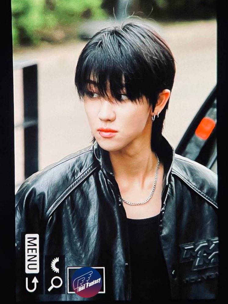 230428 퇴근

#XUMINGHAO #서명호 #디에잇 #세븐틴   #徐明浩 #SEVENTEEN     #ディエイト #ミンハオ