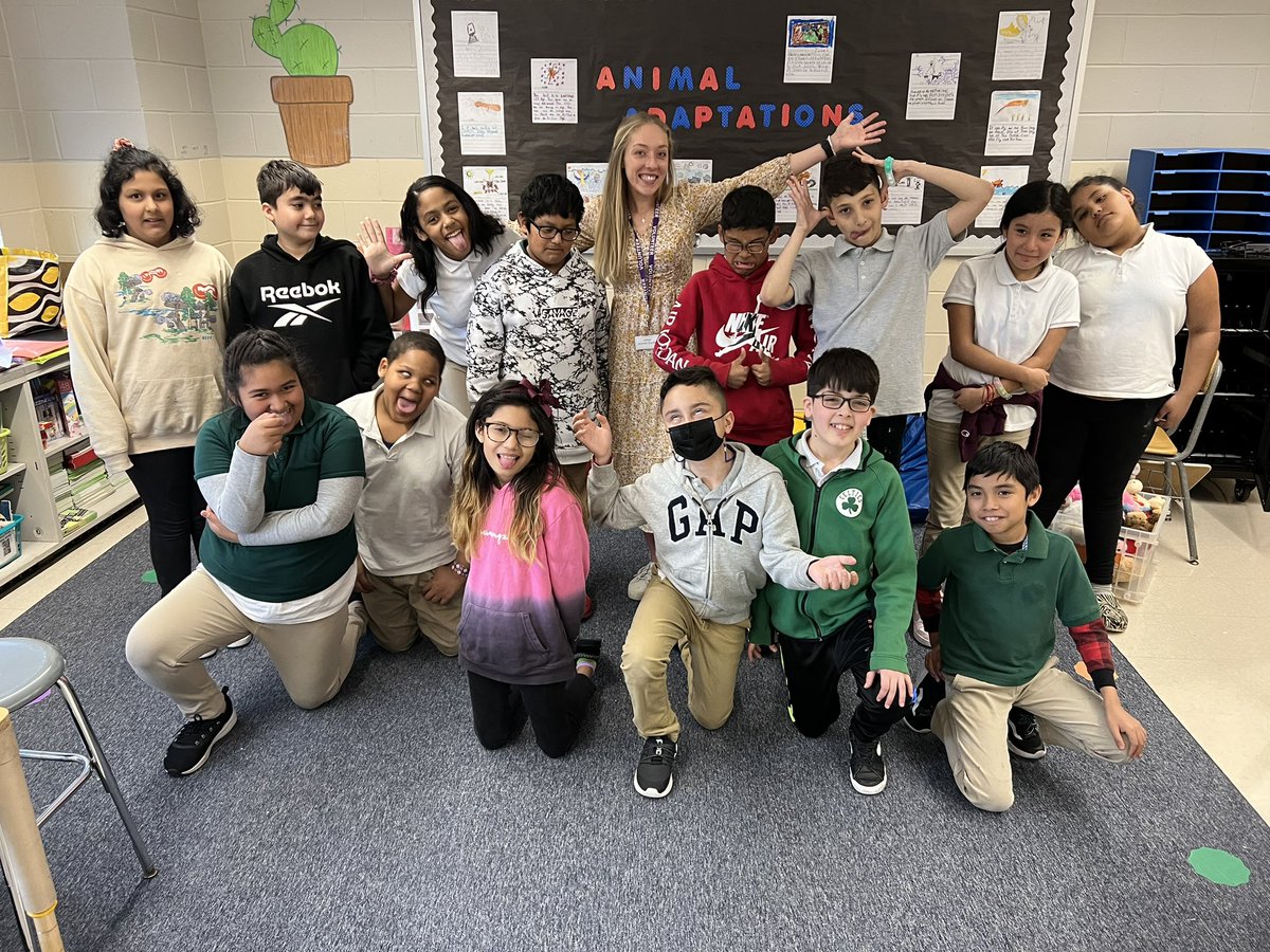 MsHochstaedter's tweet photo. A huge congratulations to my student teacher, Ms. Delahanty! She did an amazing job finishing her year-long student teaching &amp; is on her way to becoming an amazing teacher! Wishing you a lot of luck…we will miss you! @LBpublicschools @MUschoolofEduca https://t.co/PyxyFcLeq7