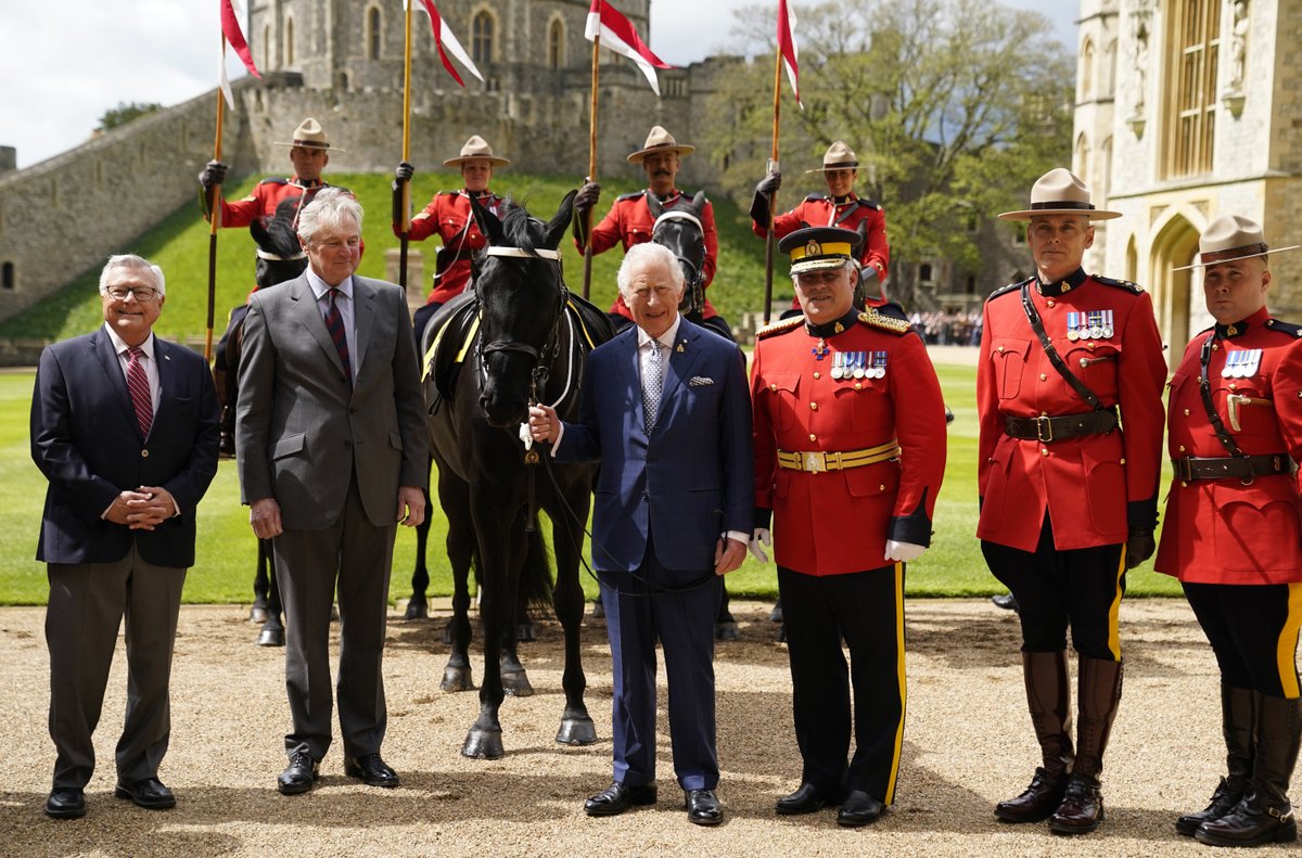 The Royal Family tweet media