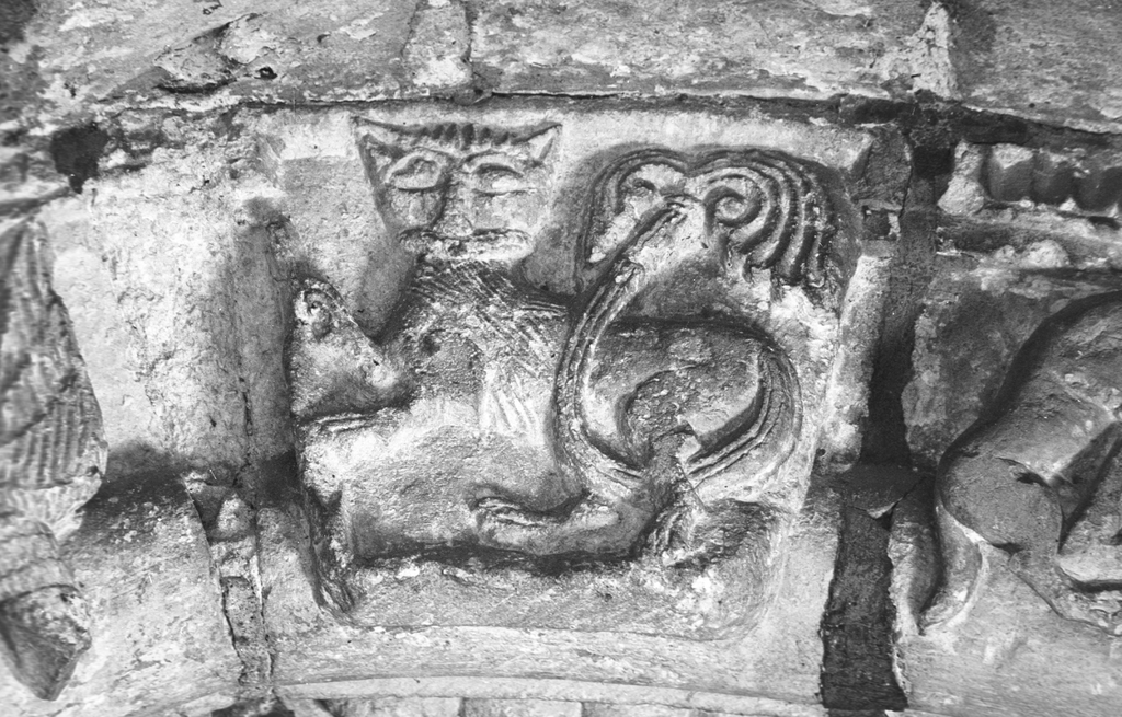crsbi's tweet photo. It’s the weekend and here’s our #WeekendSiteHighlight for the week: St. Mary, Riccall, East Riding of #Yorkshire
Take a look at the report for details of the #Romanesque sculpture at this site - https://t.co/eOxGA57O67 https://t.co/2U8lYARhPH