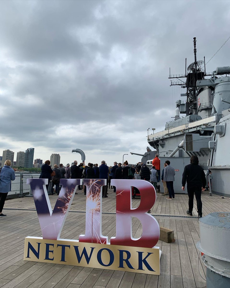 🦈 VIB Express Connect was o-FISH-ally a success! A huge thank you to our Title Sponsor American Water and our Reception sponsor T-Mobile for always supporting the Veteran Business Community. #AdventureAquarium #USSNewJersey #VIBNetwork #VIBExpressConnect