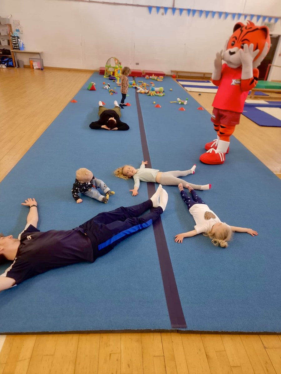 SportXplorers's tweet photo. An amazing SXP X TT session today at @CSCGymProsports 🧸🧡Today @ProsportsMrT lead the session with Fast Freddie🐯 @ProsportsSLtd https://t.co/RLzHRsSw6b