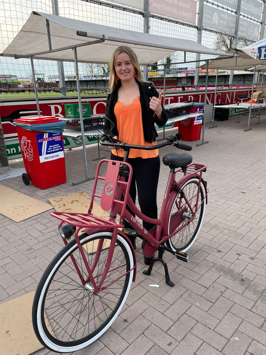 IJ'vogels Events tweet media