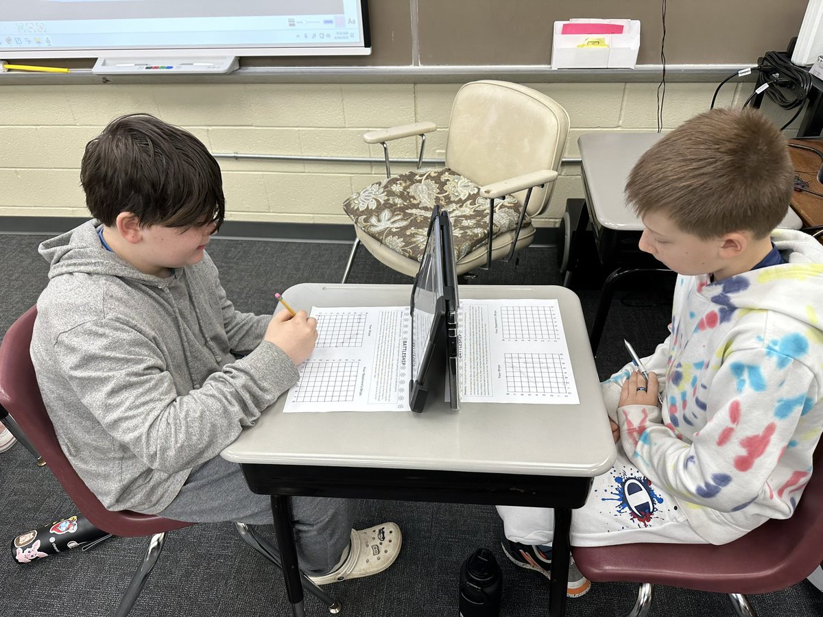 MrGoodine's tweet photo. Working on plotting points with a little battleship. @KenstonKIS @KenstonSchools #myohioclassroom #kenstonengaged #kenston2030 https://t.co/1KbzobaJJk