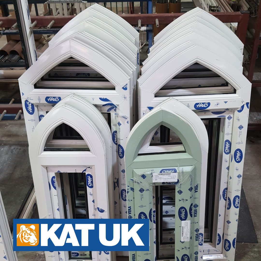 All lined up and ready to Go!
Chartwell Green on White #Gothic Arches having the final checks before delivery to our client in #Staffordshire.
Thanks to <a href="/Universalarches/">Universal Arches Ltd</a> for your precision manufacturing!
🌐KATUK.co.uk 
#TradeFrames #TradeDoors #PVCu #KAT #Macclesfield
