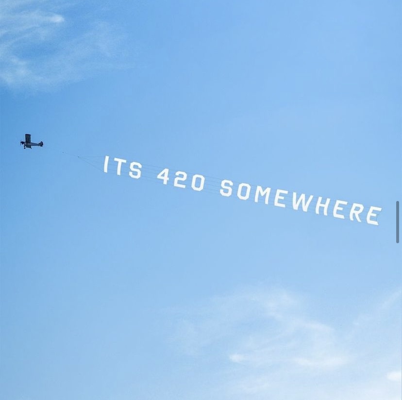 Don't we know it!😉

Be sure to pick up Blue Dream and tons more Stash features near you! 💙☁️