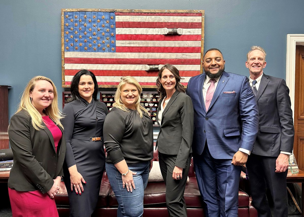FLBEV's tweet photo. Representative @Kat_Cammack, thank you for your service to Floridians. We appreciate your committment to business and the ag industry in the Sunshine State. @CokeFlorida @PepsiCo @KeurigPepper @CocaColaUnited @Buffalo_Rock #ABAFlyIn2023 #DrivingSolutionsTogether https://t.co/Jsz6ZZJ8R8