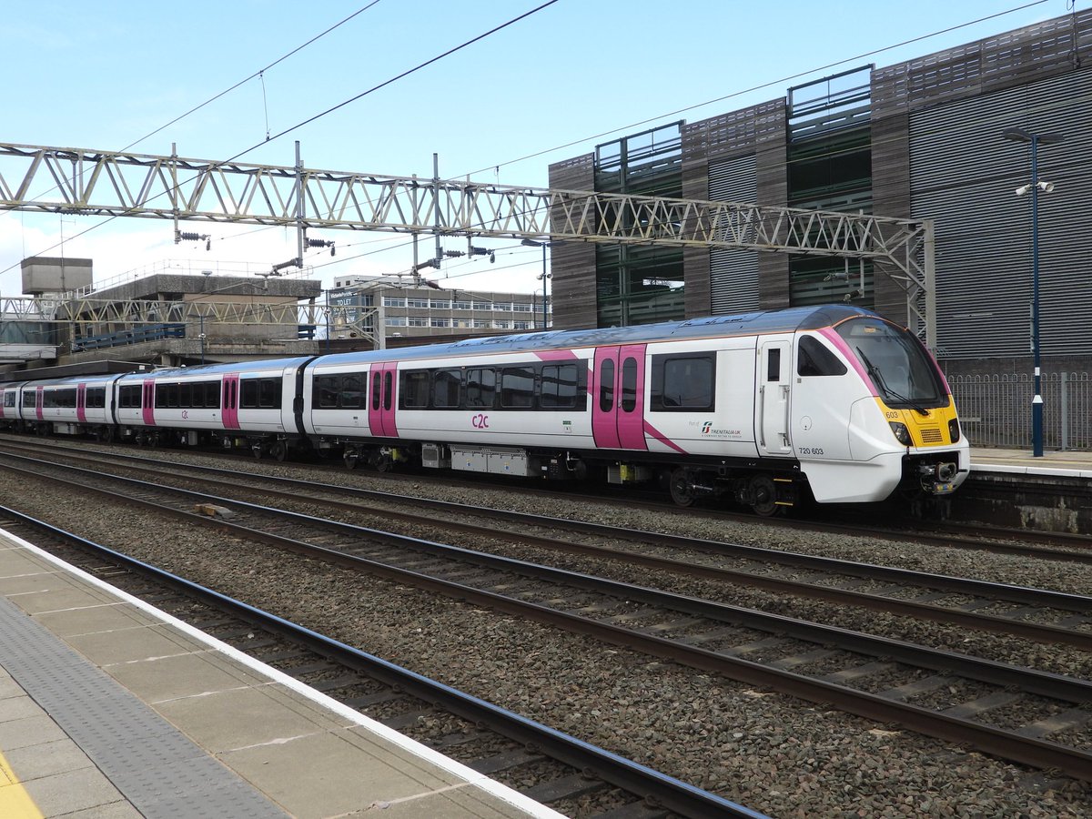 DanSpotter86's tweet image. The Returner!!!

Here's the Returning C2c 720603+602 Working the 5Q92 Crewe to Nuneaton Test Train service at Stafford Platform 1 on March 30th. #C2c #Class720 #tfl #transportforlondon #Stafford #5Q92