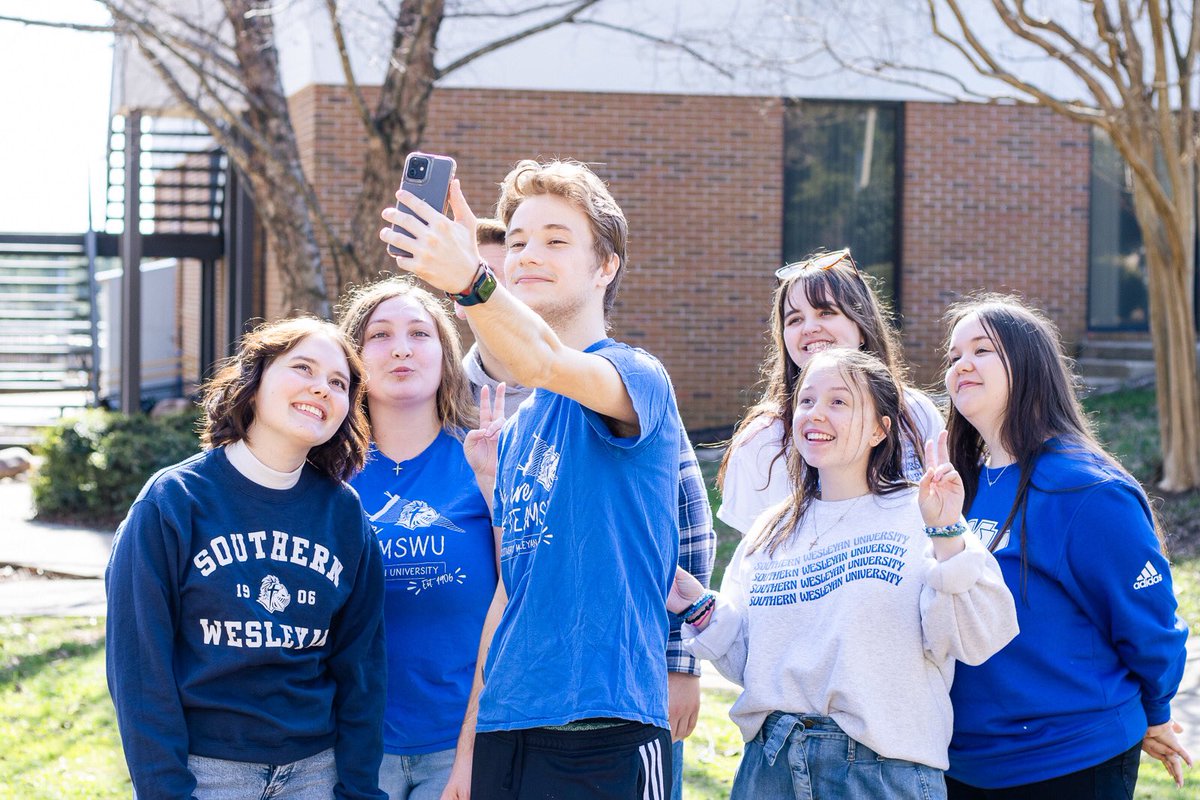 Southern Wesleyan U tweet media