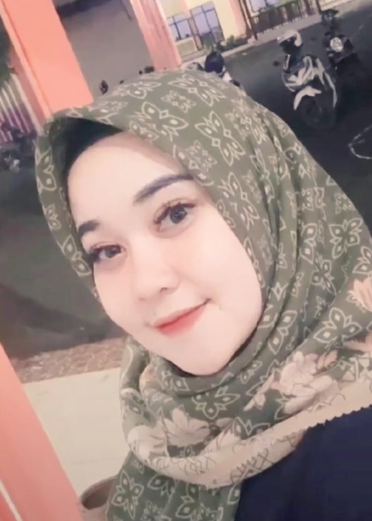 Yah gak ada yang anterin pulang ya entar Vita kasih ongkos deh #malamsange #sangeberat #sangebanget #ceritangentot #chatsekscerita #chatseksyuk #salamcrootz #salamsange