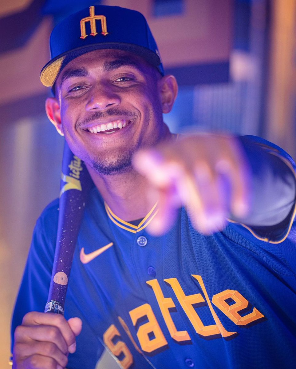 MLBONFOX's tweet photo. The Seattle Mariners revealed their City Connect uniforms 🔱🔥

📷: @Mariners https://t.co/Y86zgDuOOP