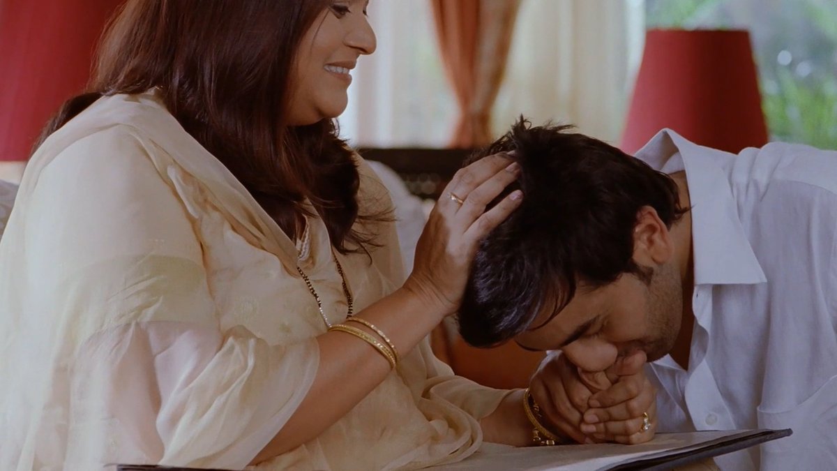 When SID met his mom in a long time.
#RanbirKapoor #SupriyaPathak