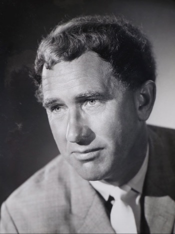 PreservingPW's tweet image. Preserving Womersley is five years old!
News, views and rewards of spreading the word of  a significant 20th Century architect's legacy  - and the risks it faces - mailchi.mp/b4da5af22025/p… Photo © Rex Colman, Baron Studios, London, 1967