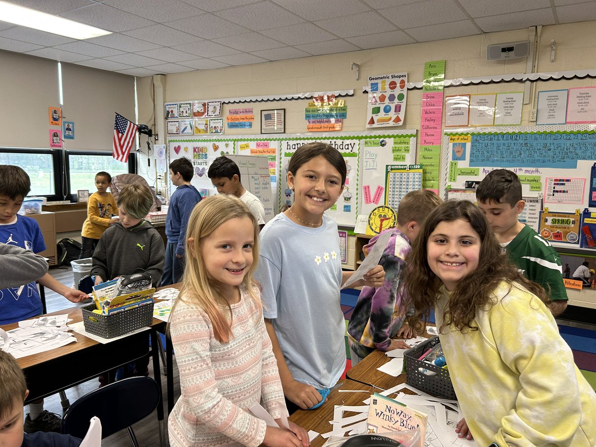 Always a great time with our Firsties! We love Friendship Day! 💙💛#wearebethpage