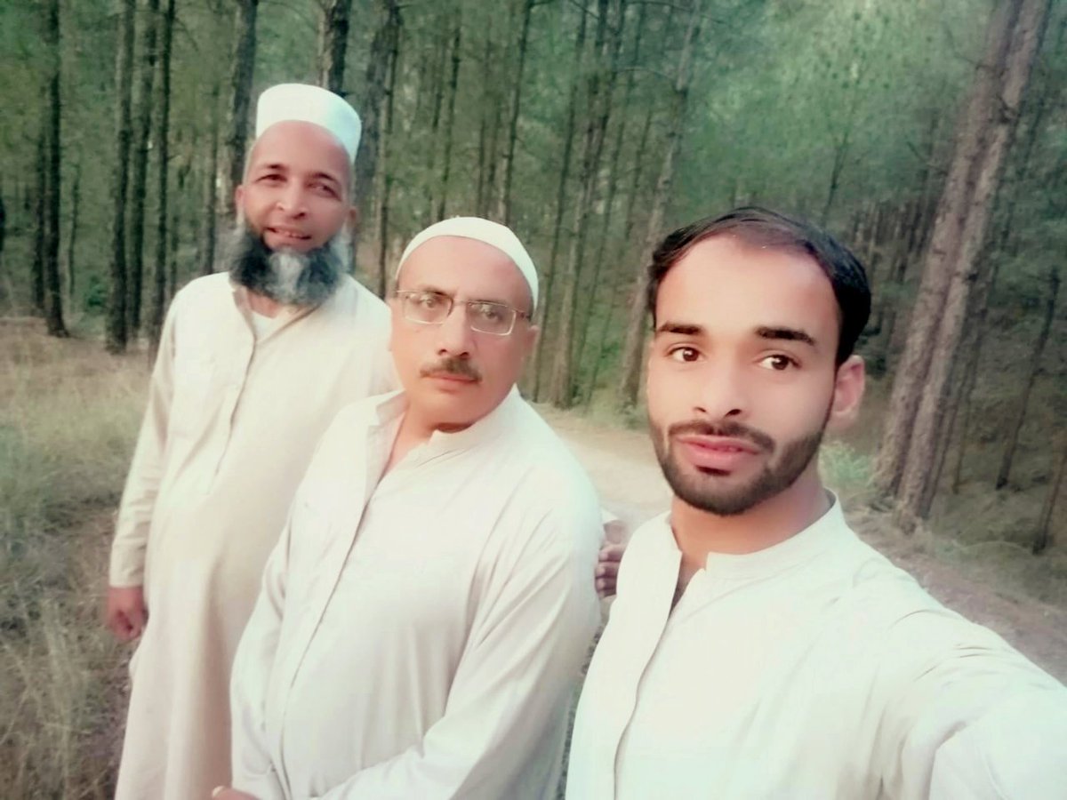 bakht2010's tweet photo. In #mahaban #buner #KPK with school colleagues on a short tour.
#tourists #tourism https://t.co/MmF6inJgRZ