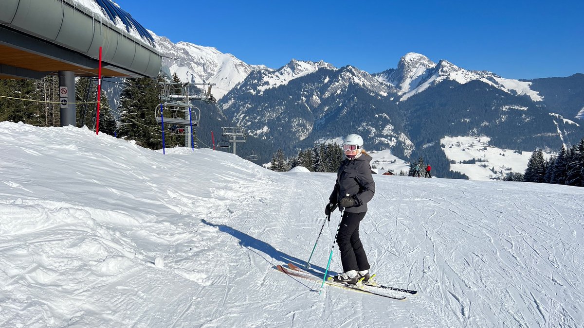 Ian McDermott (@ianmcdermottlso) on Twitter photo What can be achieved with a custom-made knee replacement?
Let Christine tell you…
kneesurgeon.london/testimonial/ch…
<a href="/ConformisUk/">Conformis UK</a> @conformis <a href="/LondSportsOrtho/">London Sports Orthopaedics</a> <a href="/LondnBridgeHosp/">London Bridge Hospital</a> What can be achieved with a custom-made knee replacement?
Let Christine tell you…
kneesurgeon.london/testimonial/ch…
<a href="/ConformisUk/">Conformis UK</a> @conformis <a href="/LondSportsOrtho/">London Sports Orthopaedics</a> <a href="/LondnBridgeHosp/">London Bridge Hospital</a>