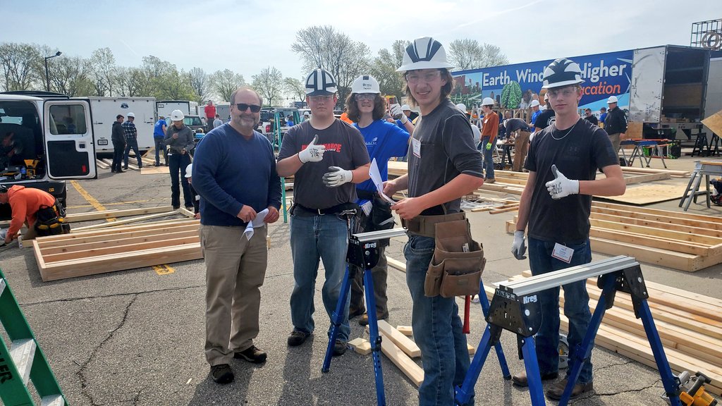 AaronNickman's tweet photo. Good luck to our Team Works group of Ethan, Kaeden, Dawson, and Calvin at the SkillsUSA state conference! #expectBigThings https://t.co/IlyVXfkQRs