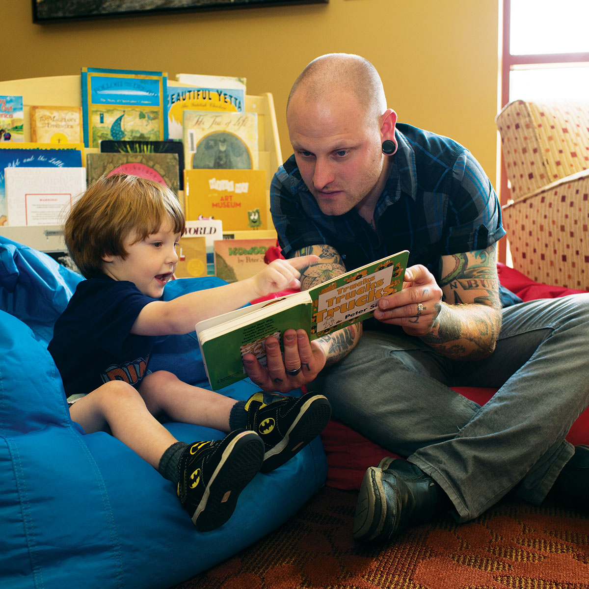 NCSML's tweet photo. It's #NationalLibraryWeek! Explore our Skala Bartizal Library in person Tuesdays through Saturdays and online at https://t.co/pL82MxStPa. Admission is free, and our friendly librarians are here to help!
#cedarrapidsiowa #cedarrapids #read #library #smithsoninaffiliate #ncsml https://t.co/VzHXiyLfA1