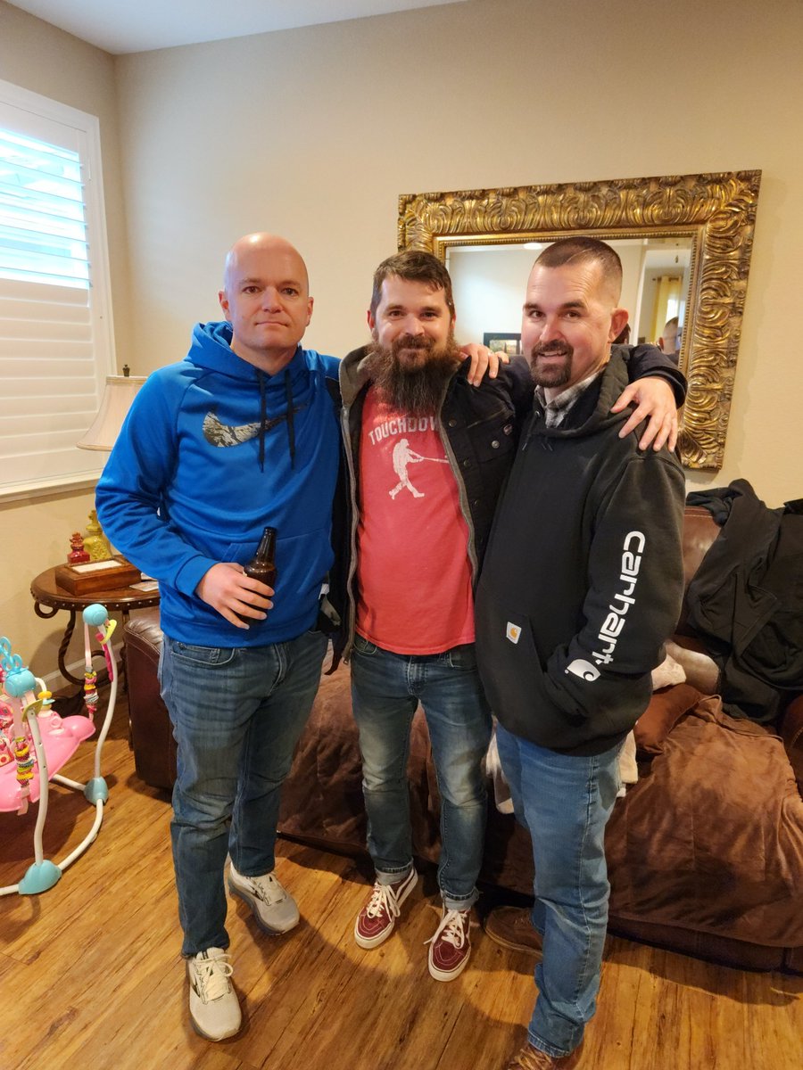 MrMayfieldRHS's tweet photo. My brother died earlier this week from brain cancer, leaving behind his new bride and baby girl. Many have asked how they can #support, so I'm posting this #GoFundMe that one of his friends organized.
https://t.co/BcjoruTOri https://t.co/ONh8hrd8Jd