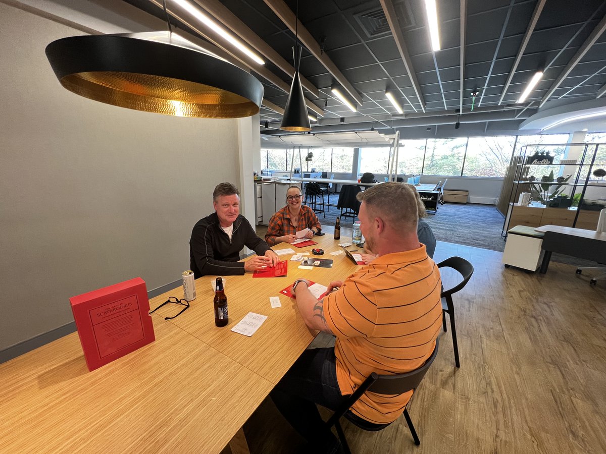 RedThreadSpaces's tweet image. 🎉 Fun was in full swing at Club RED's game night last night in our vibrant #WorkplaceInnovationHub in East Hartford! 🃏✨

Our space was the perfect backdrop to ignite creativity and nurture our team's synergy 🤝🌟

#ClubRED #GameNight #WorkplaceCulture #TeamBuilding