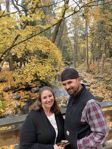 MrMayfieldRHS's tweet photo. My brother died earlier this week from brain cancer, leaving behind his new bride and baby girl. Many have asked how they can #support, so I'm posting this #GoFundMe that one of his friends organized.
https://t.co/BcjoruTOri https://t.co/ONh8hrd8Jd