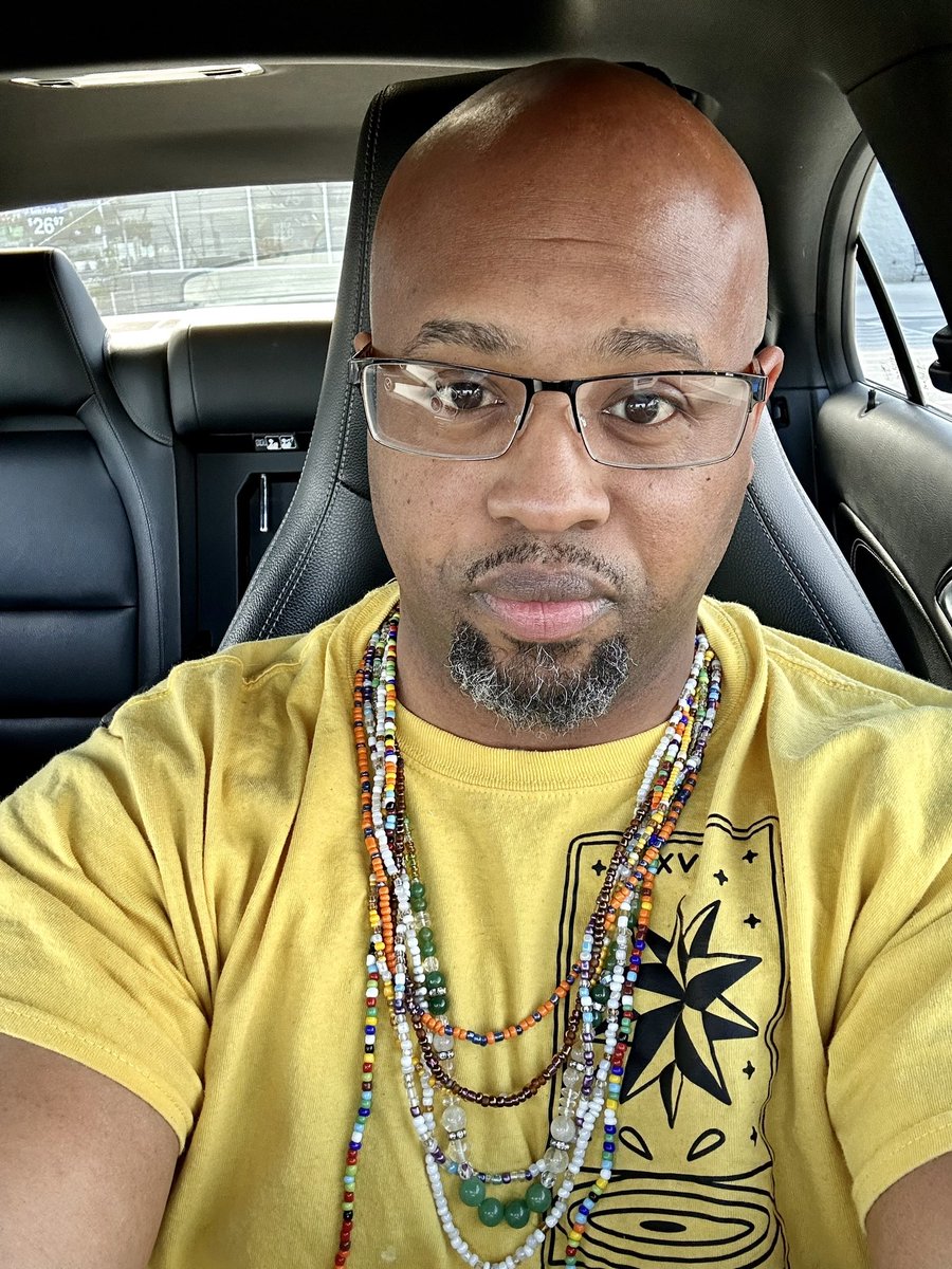 terrence915's tweet photo. Good morning all🖤😇 https://t.co/YRdzGljXlK