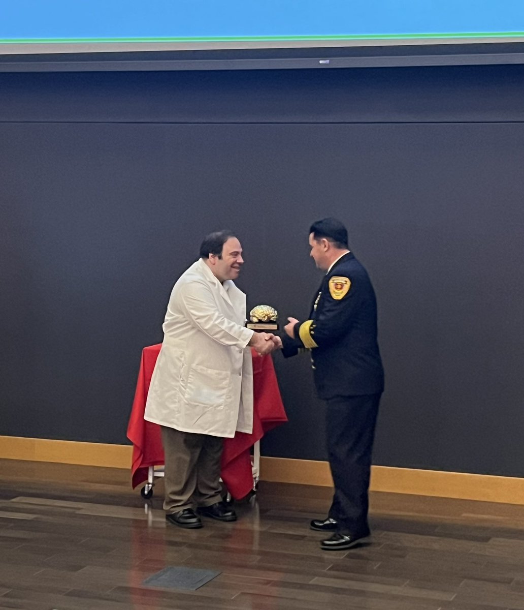 First Annual “Golden Lobes” presentation. Here we have Dr. Guido our Stroke Director presenting one of the awards to our EMS and Fire Departments with their excellent care and improving door to needle times 
#tnk #ems #doortoneedle #brainistime
