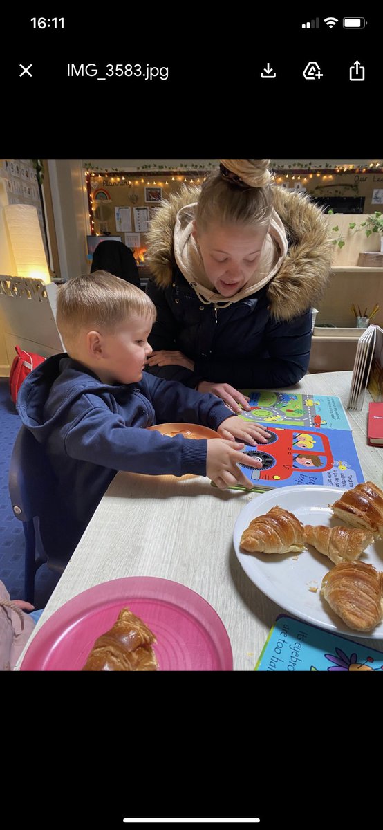 We have had a very exciting week watching the baby chicks turn from an egg to a chick! This provoked lots of questions and conversation. We shared books over breakfast with parents and began getting some of our planters ready to add seeds and bulbs. #BGEYFS #BGExtra