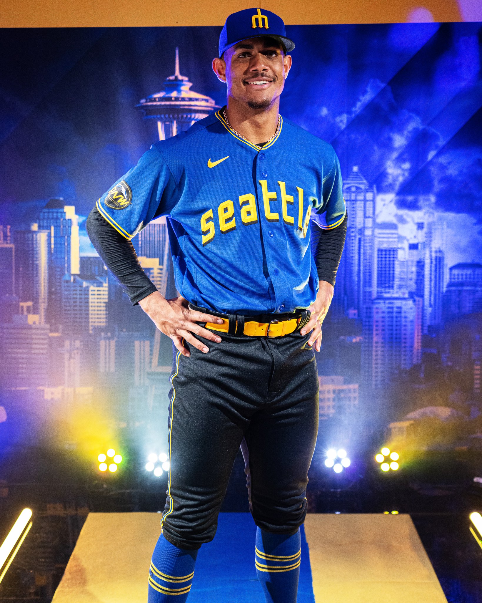 MLB on X: Honoring the past by showcasing the future. The @Mariners honor  over 100 years of baseball in Seattle and the Pacific Northwest with their City  Connect uniforms.  / X